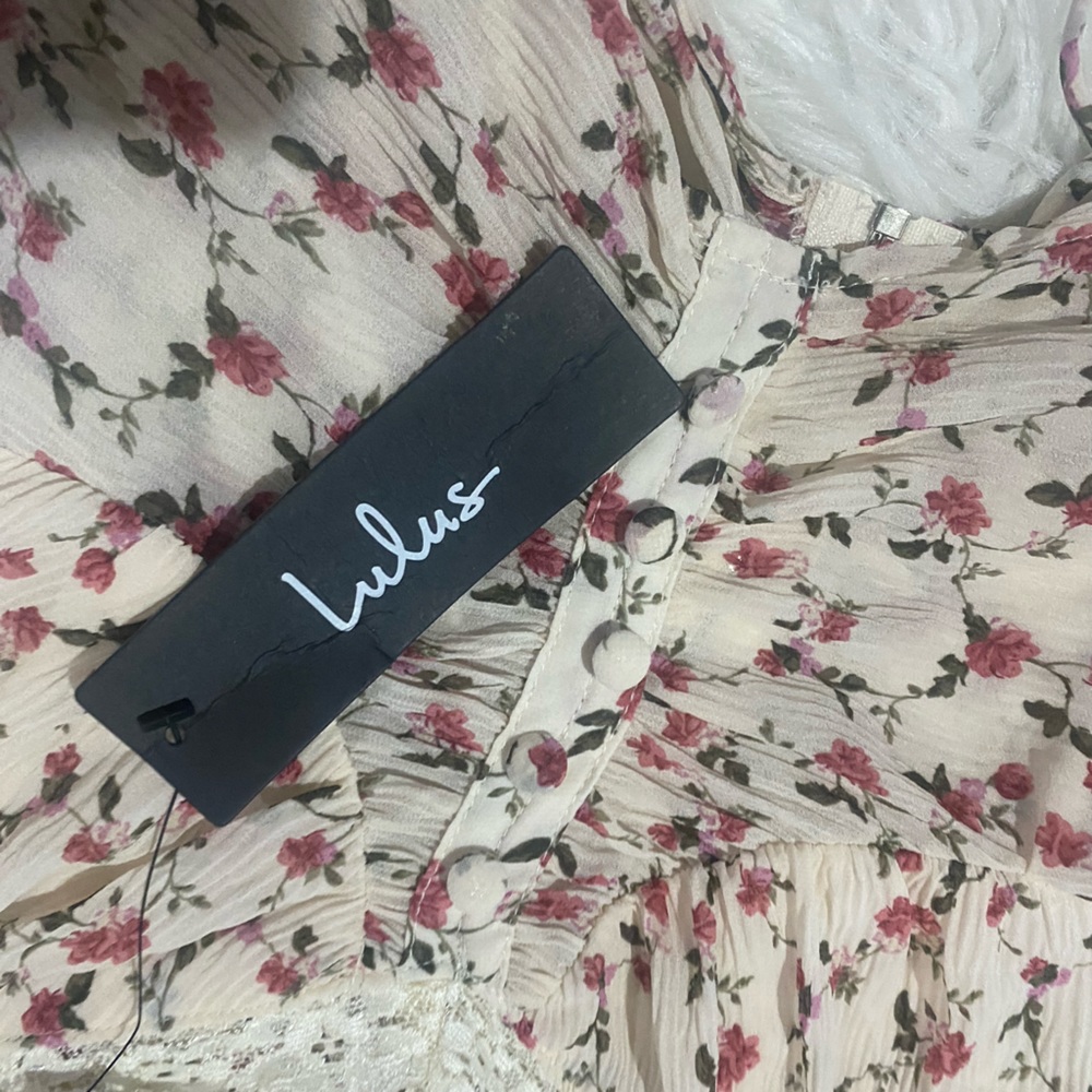 LULUS Pretty Pick Beige Floral Print Ruched Drawstring Crop Top - Picture 5 of 8